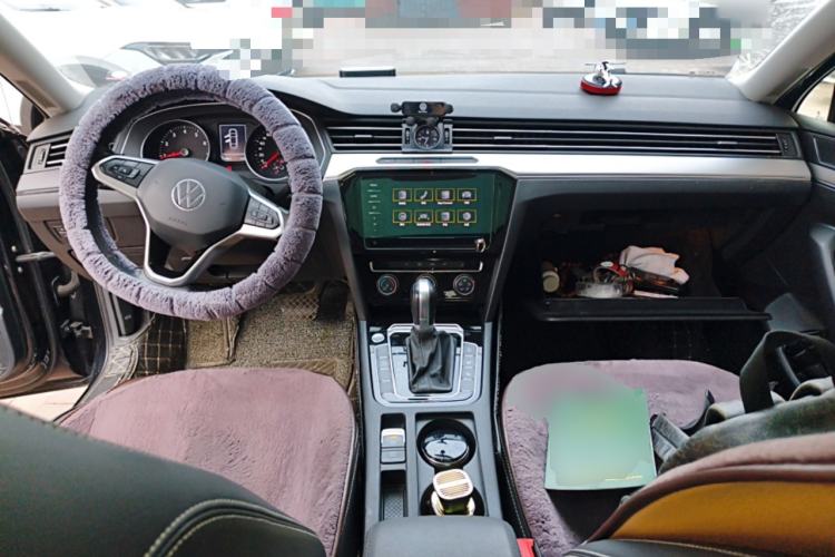 Used Volkswagen Magotan 2020 280TSI DSG Comfort Edition Center Console