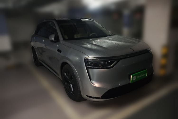 Used Hima AITO M8 2025 Extended-Range Max+ Version 53.4 kWh 6-Seater Edition
