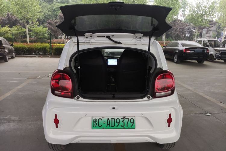 Used Roewe Clever 2021 302km All-Round Version Trunk