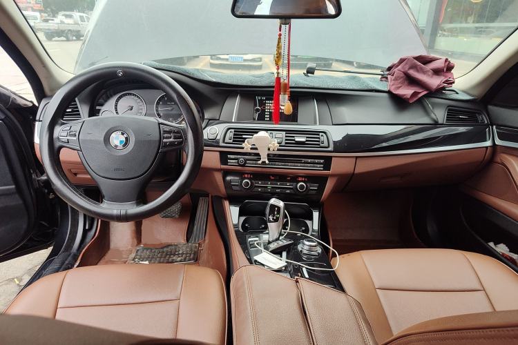 Used BMW 5 Series 2014 520Li Elegant Model