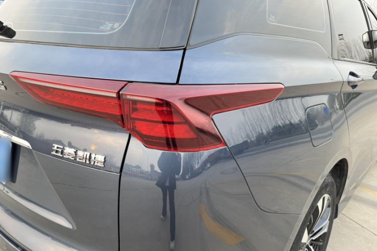 Used Wuling Victory 2022 Revised Version 280T 1.5T CVT Flagship Edition
