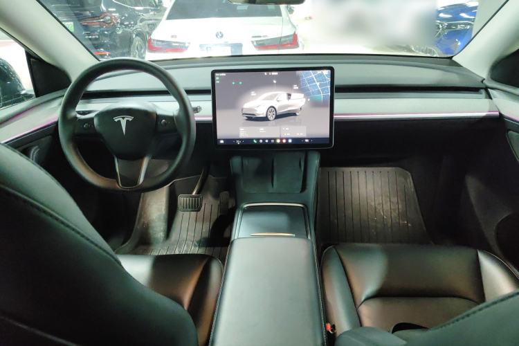 Used Tesla Model Y 2024 Rear-Wheel-Drive Version Center Console
