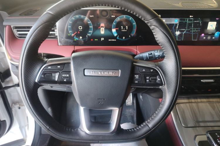 Used JETOUR X70 PLUS 2023 1.5T DCT Brave PLUS 5-Seater
