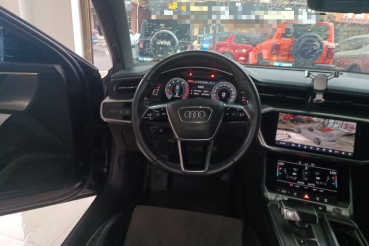 Used Audi A6L 2019 40 TFSI Luxury Dynamic Model Steering Wheel