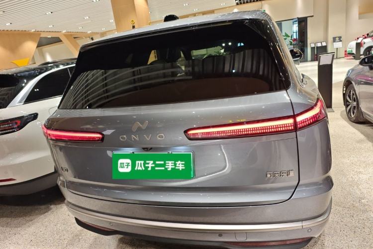 Used ONVO Luxeed L90 2025 Model—Max Six-Seater Version Rear