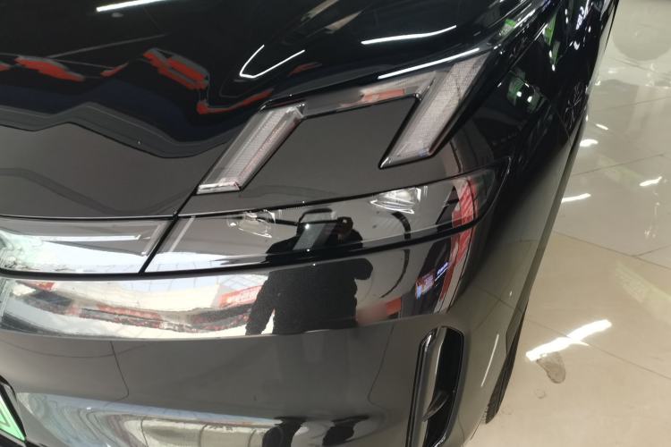 Used Lynk & Co 08 EM-P 2025 120km Long-Range Pro
