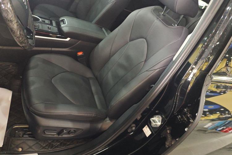 Used Toyota Highlander 2023 2.5L Smart Electric Hybrid Dual-Engine Four-Wheel Drive Prestige Version – 7 Seats
