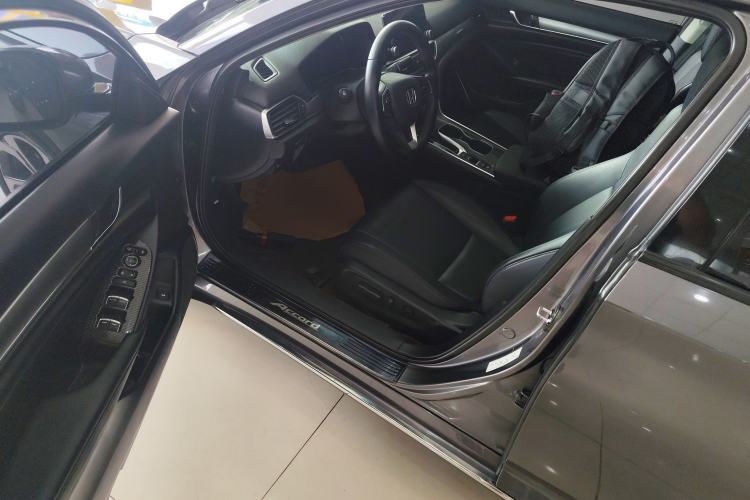 Used Honda Accord 2018 260TURBO Prestige Edition China VI Driver Seat