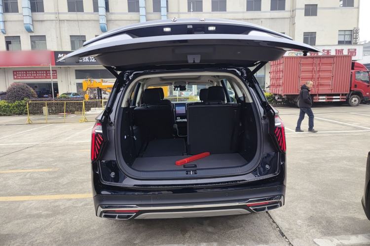 Used Hongqi HS7 PHEV 2024 2.0T PHEV Four-Wheel Drive Flagship Edition 6 Seats