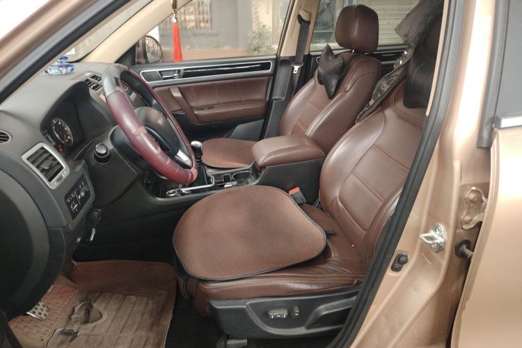 Used Yema T70 2016 Upgraded Model 1.5T Manual Luxury Version
