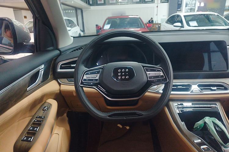 Used Landian E5 2024 Honor Edition 100KM Comfort Model 7 Seats Steering Wheel