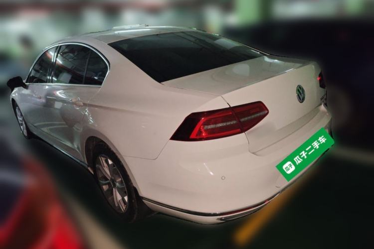 Used Volkswagen Magotan 2017 330TSI DSG Luxury Model Rear Left 45 Deg