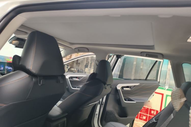 Used Toyota RAV4 2024 Dual-Motor 2.5L E-CVT Two-Wheel Drive Elite Plus Edition Headliner