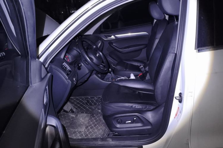 Used Audi Q3 2016 30 TFSI Fashion Model
