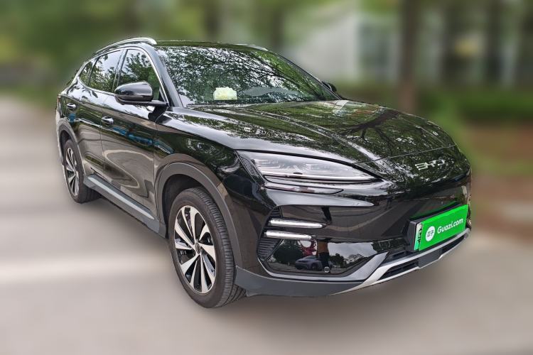 Used BYD Song PLUS New Energy 2024 Honor Edition EV 520km Premium Model Front Right 45 Deg