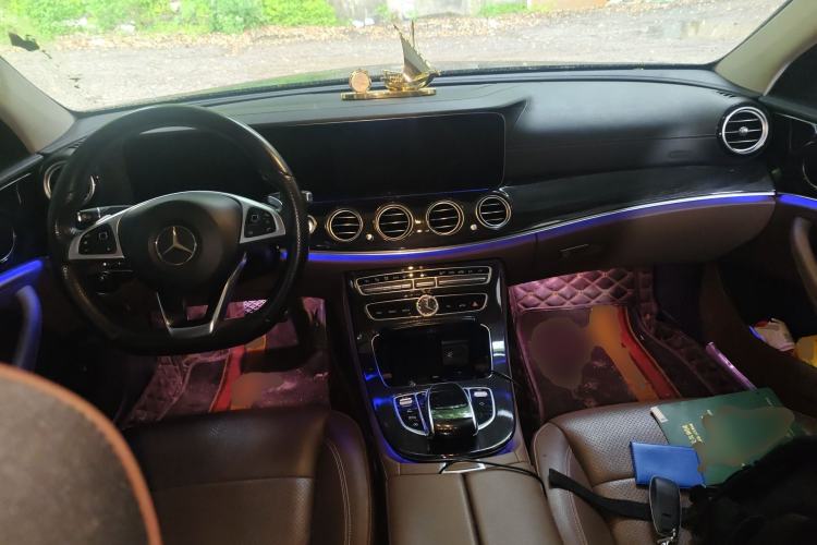 Used Mercedes-Benz E-Class 2016 E 300 L Sporty and Stylish Model