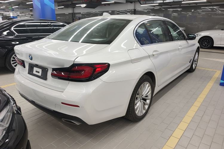 Used BMW 5 Series 2022 Second Facelift 525Li Luxury Package
