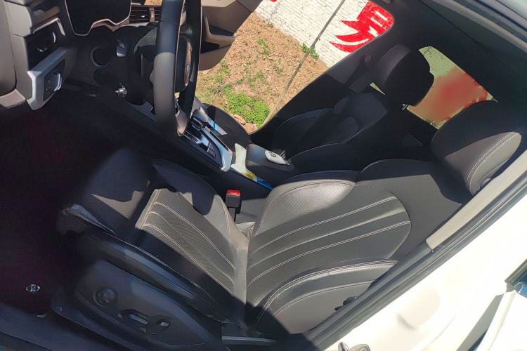 Used Audi A4L 2020 40 TFSI Fashion Dynamic Model Left Front Seat