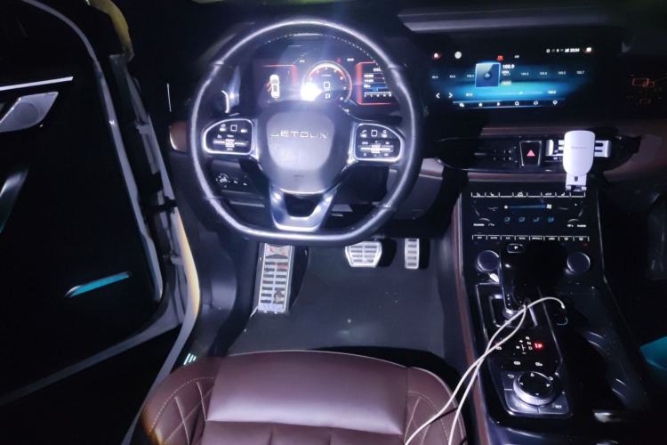 Used JETOUR X95 2020 1.6T DCT Love Pro Edition 5-seater
