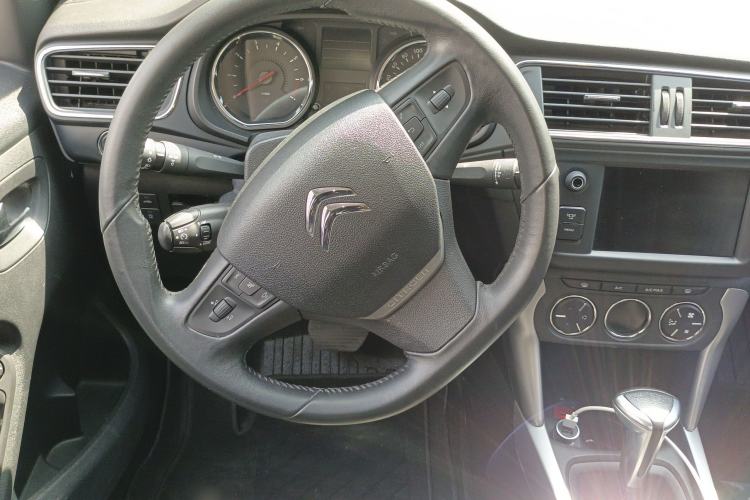 Used Citroen C3-XR 2015 1.6THP Automatic Pioneer Model Steering Wheel