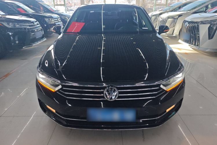 Used Volkswagen Magotan 2018 Facelift 330TSI DSG Luxury Model