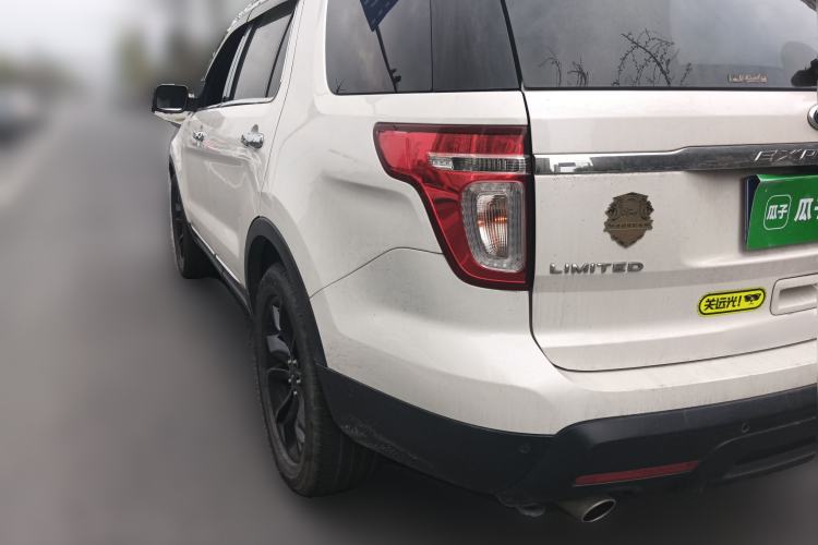 Used Ford Explorer 2013 3.5L Deluxe Model