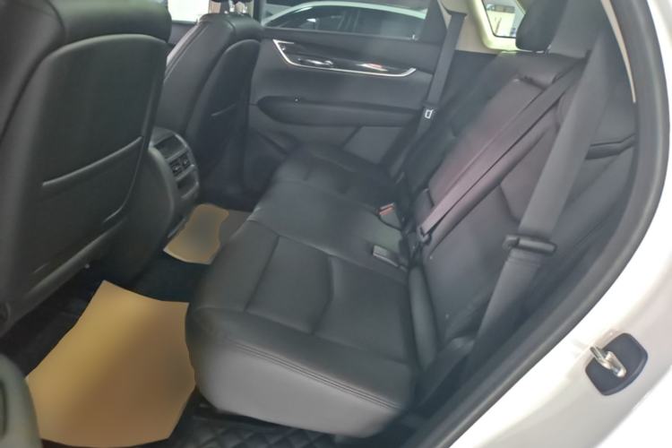 Used Cadillac XT5 2018 25T Luxury Model