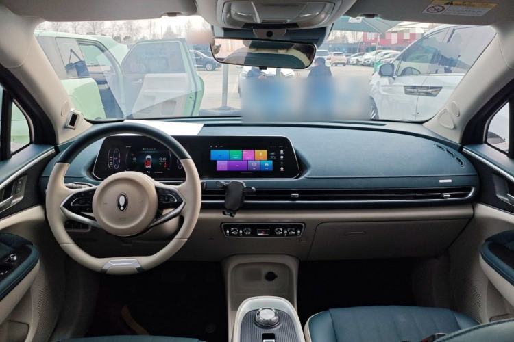 Used ORA Good Cat 2021 400km Standard Range Athena Edition Lithium-Ion Battery Center Console