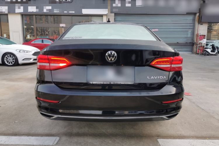 Used Volkswagen Lavida 2021 1.5L Automatic Comfort Edition
