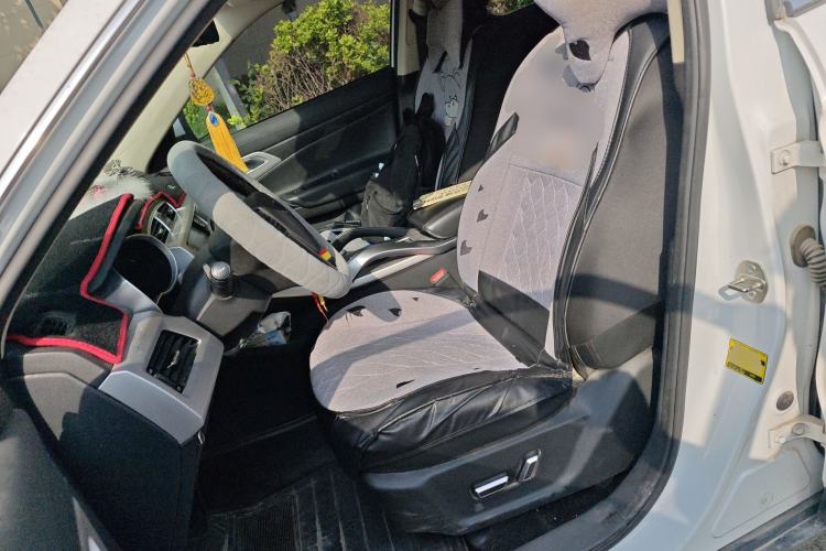 Used Geely Auto Emgrand X7 Sport 2016 1.8TD Automatic Smart Model Left Front Seat