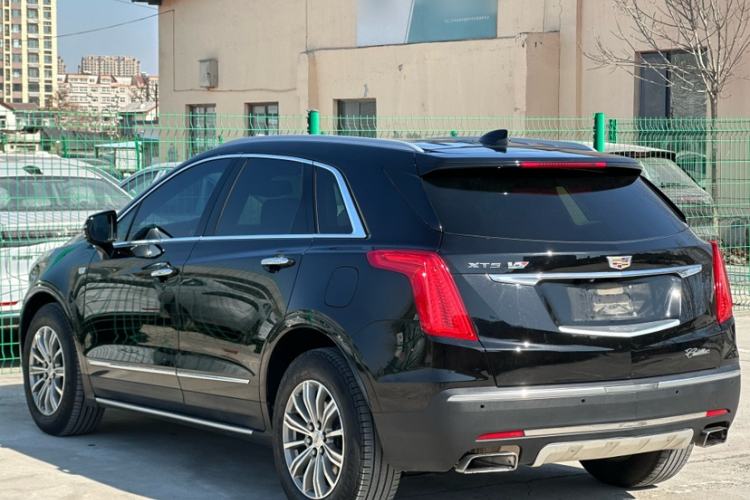 Used Cadillac XT5 2018 25T Luxury Model
