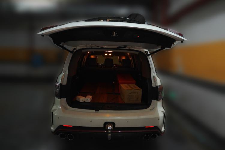 Used Nissan Patrol 2018 4.0L LinkedIn Edition
