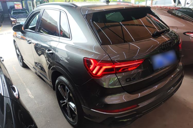 Used Audi Q3 2021 40 TFSI Fashion Dynamic Model
