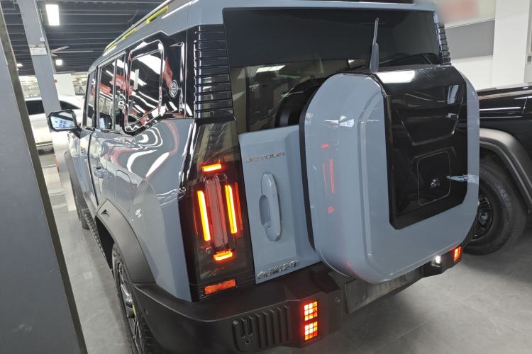 Used JETOUR Traveler 2023 2.0T All-Wheel Drive CrossPRO+
