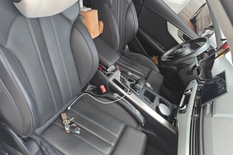 Used Audi A4L 2020 40 TFSI Luxury Dynamic Model Right Front Seat