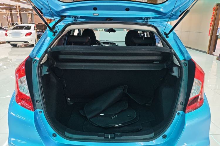 Used Honda Fit 2018 1.5L CVT Trendy Run+ Edition Trunk