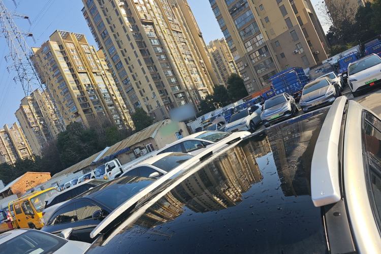 Used AION V 2024 Aion Tyrannosaurus 650 Smart Luxury Edition