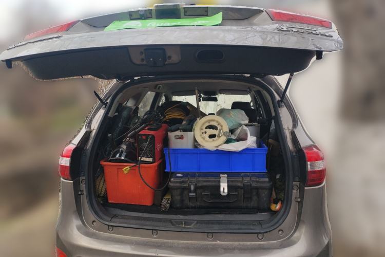 Used JMC Yusheng S350 2013 2.4T Automatic 2WD Diesel Luxury 7-Seater Trunk