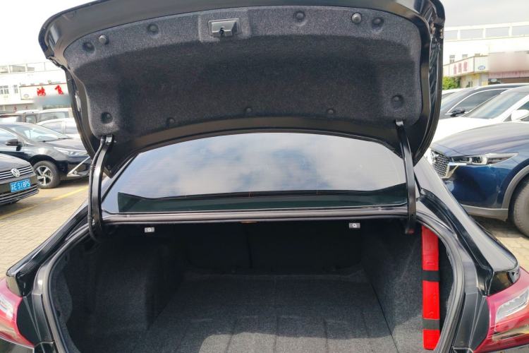 Used Chevrolet Malibu XL 2022 Redline 550T Automatic Sport Edition
