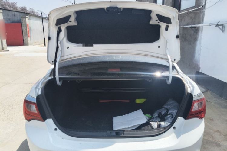 Used BYD F3 2020 1.5L Manual Luxury Edition Trunk