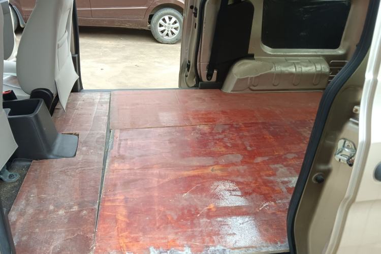 Used Wuling Hongguang V 2019 1.5L Jingqu Version China VI LAR