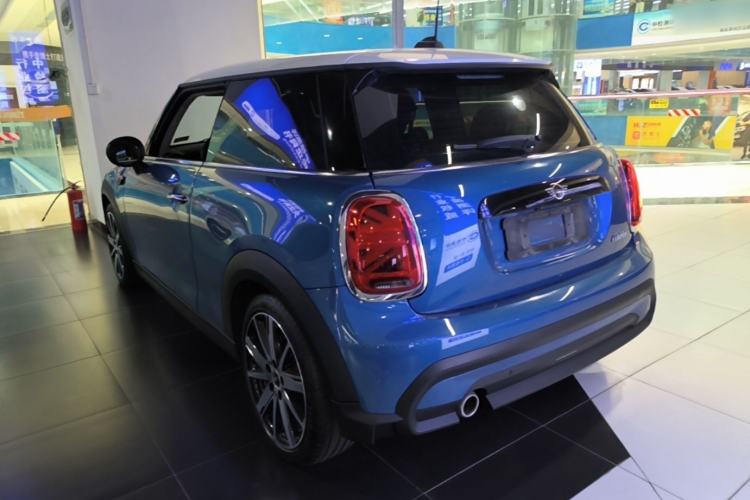 Used MINI 2022 Updated 1.5T COOPER Classic Edition Rear Left 45 Deg