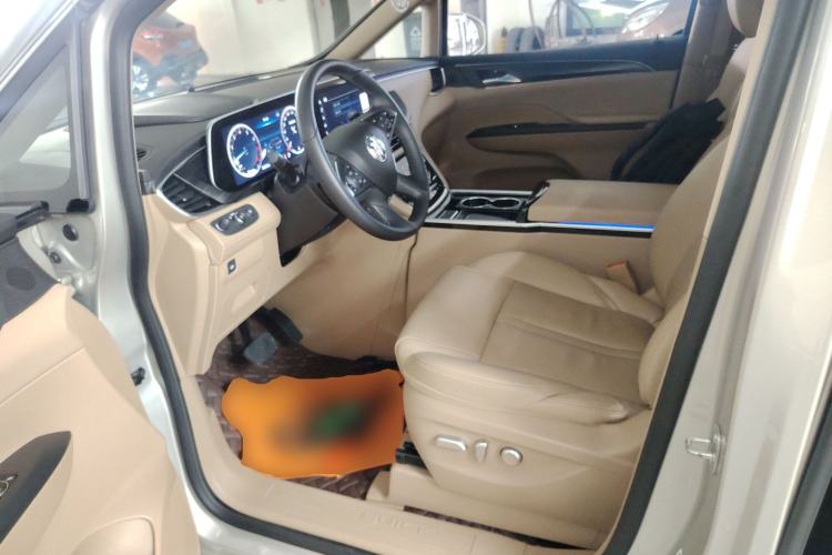 Used Buick GL8 2020 ES Land Cruiser 653T Luxury Model
