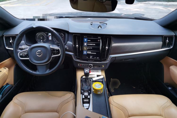 Used Volvo V90 2020 Cross Country T5 AWD Smart Range Edition