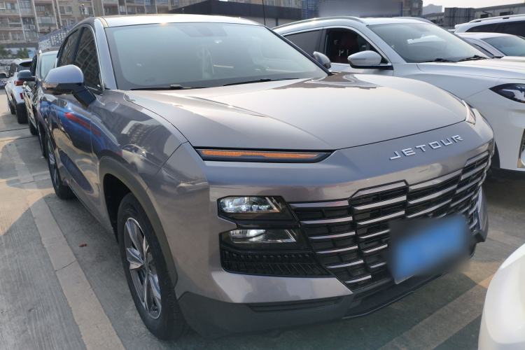 Used JETOUR Dashing 2023 1.5T DCT Starlight Shine Pro Edition Front Right 45 Deg