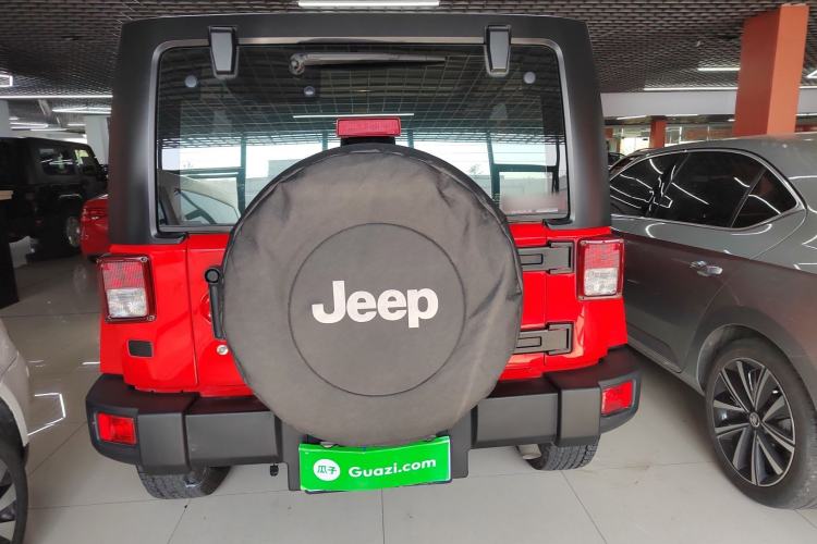 Used Jeep Wrangler 2015 3.0L Sahara Four-Door Comfort Edition