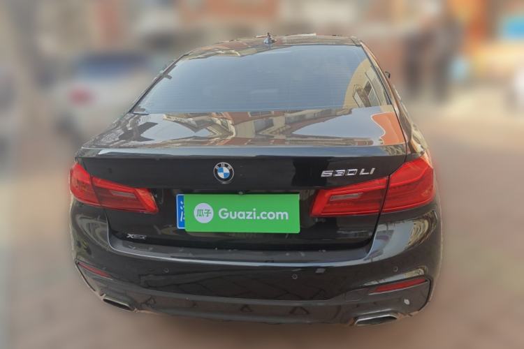 Used BMW 5 Series 2018 Facelifted 530Li xDrive M Sport Package
