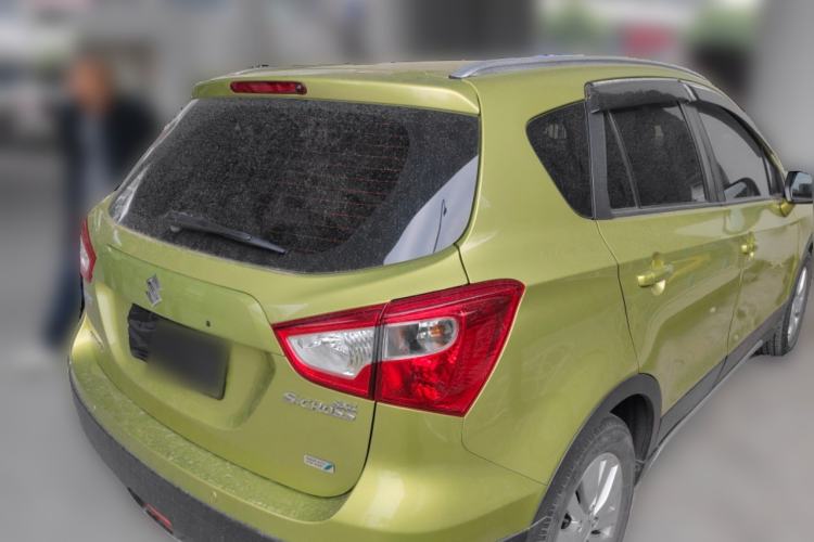 Used Suzuki S-Cross 2014 1.6L Manual Two-Wheel Drive Elite Model Rear Right 45 Deg