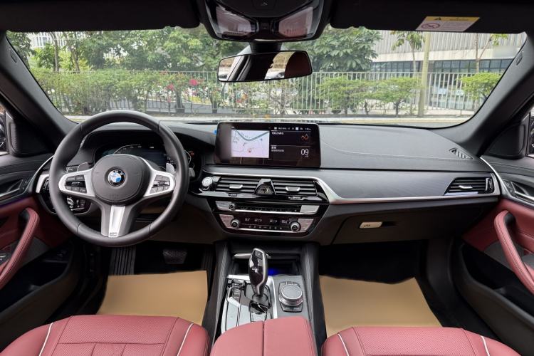 Used BMW 5 Series 2022 Restyled 530Li Leading Edition M Sport Package Interior 2