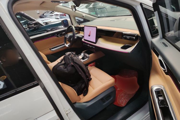 Used GAC Trumpchi E8 New Energy 2024 150km MAX